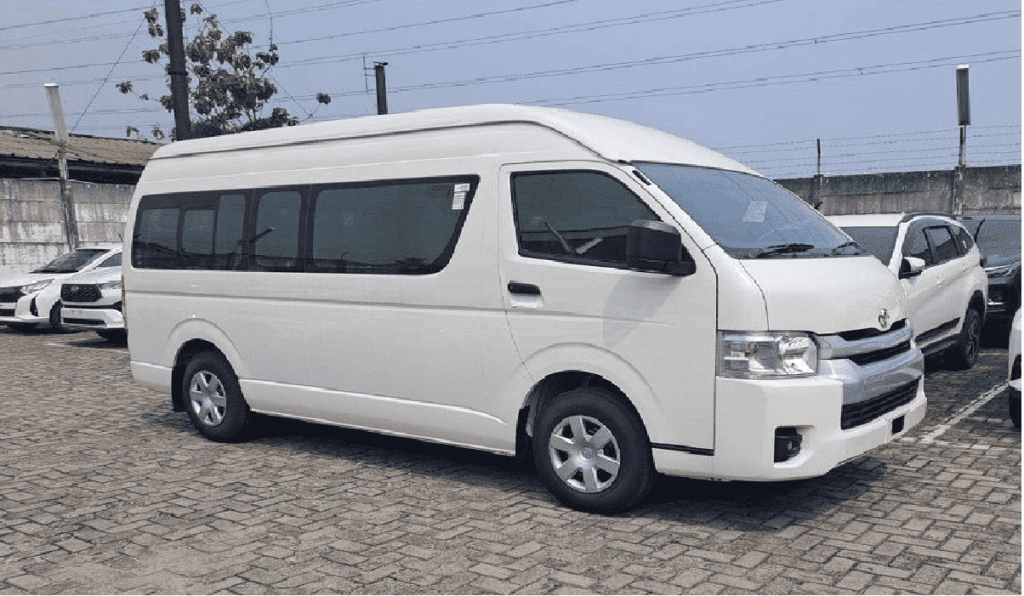 Dinas Rombongan Tanpa Ribet? Sewa Hiace Tanjung Pinang Saja!
